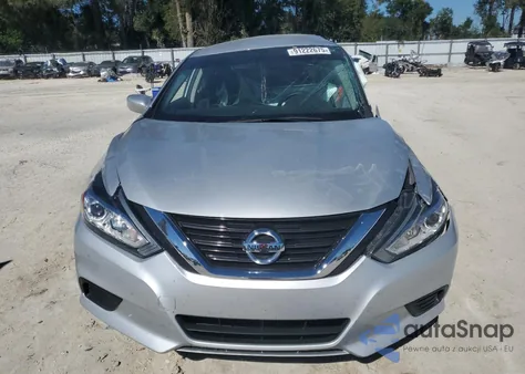 2017 Nissan Altima 2.5 z USA, uszkodzony, nr VIN 1N4AL3AP6HN308187